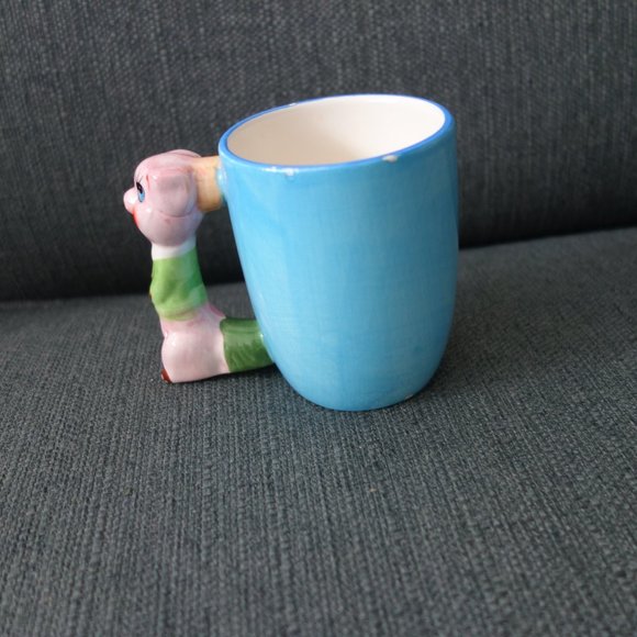 Ceramic Coffee Mug with Pig Design and Pig Handle - Picture 7 of 13